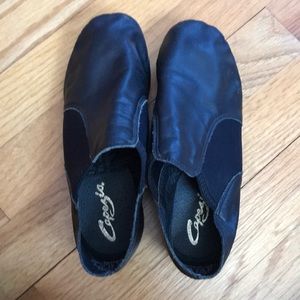Black Capezio Leather Jazz Shoes